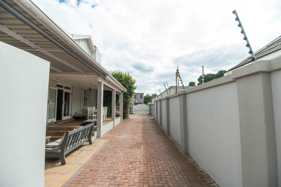 4 Bedroom Property for Sale in Summerstrand Eastern Cape